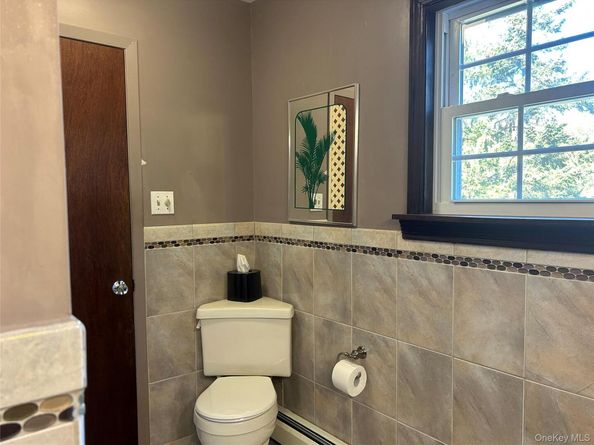 325 Young Street, West Babylon NY 11704