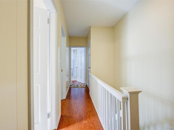9507 239 Street, Floral Park NY 11001