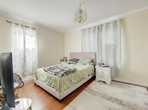 9507 239 Street, Floral Park NY 11001