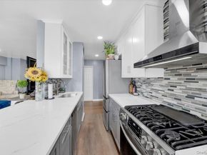 610 Waring 4F, Bronx NY 10467