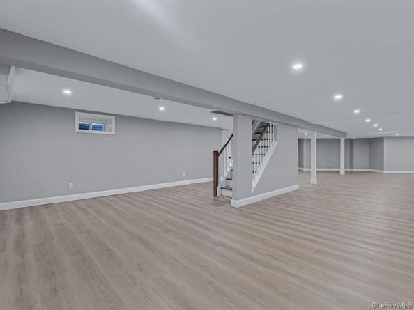 11 Gorham Lane, Dix Hills NY 11746