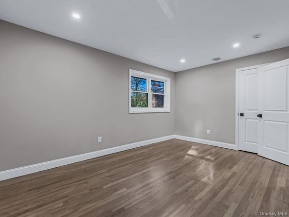 11 Gorham Lane, Dix Hills NY 11746