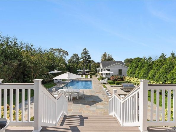 13 Beach Lane, Westhampton Beach NY 11978