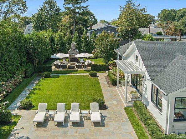 13 Beach Lane, Westhampton Beach NY 11978