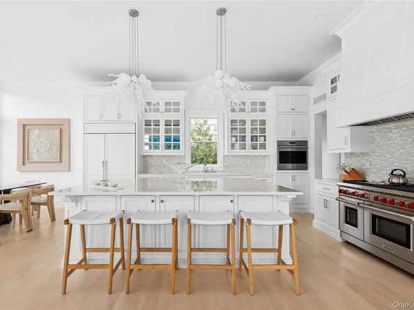 13 Beach Lane, Westhampton Beach NY 11978