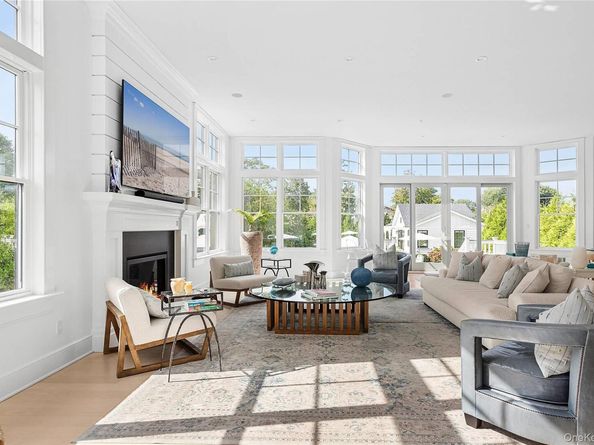 13 Beach Lane, Westhampton Beach NY 11978