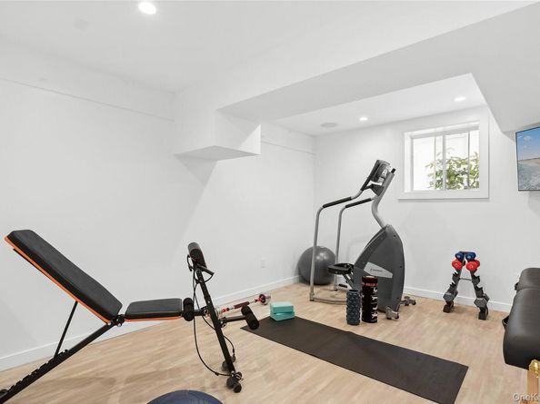 13 Beach Lane, Westhampton Beach NY 11978