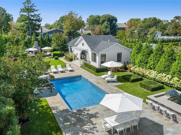 13 Beach Lane, Westhampton Beach NY 11978