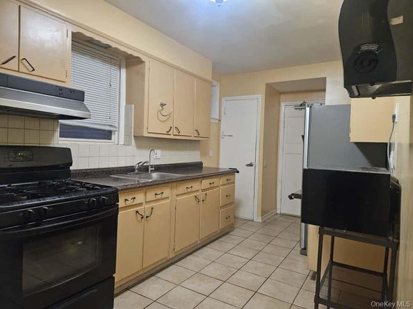 13929 87th Road, Jamaica NY 11435