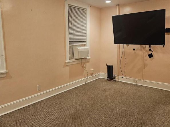 13929 87th Road, Jamaica NY 11435