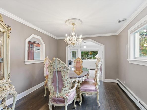 12 Flo Drive, Syosset NY 11791