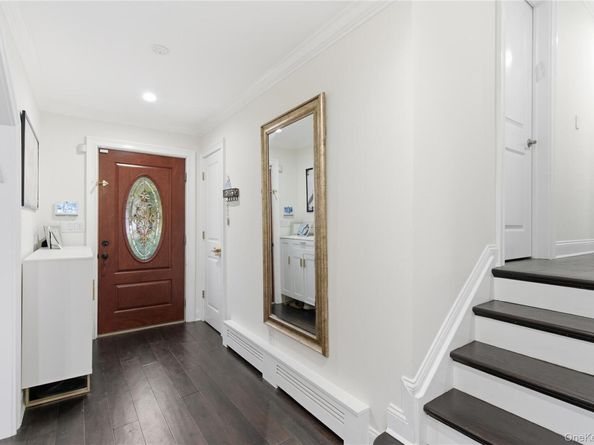 12 Flo Drive, Syosset NY 11791