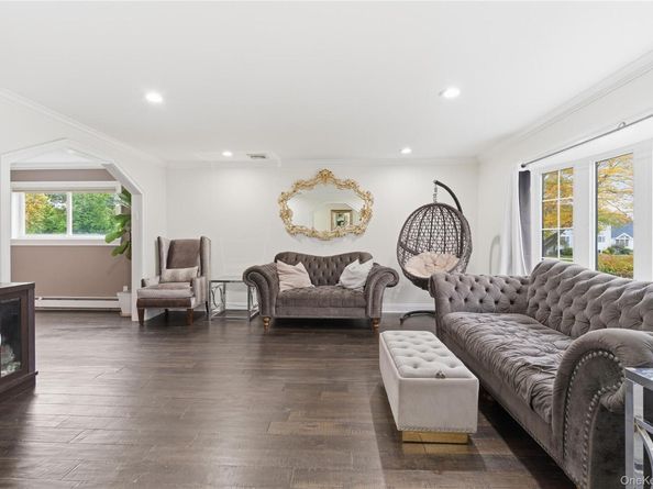 12 Flo Drive, Syosset NY 11791