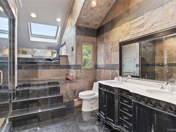 12 Flo Drive, Syosset NY 11791