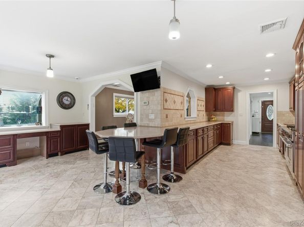 12 Flo Drive, Syosset NY 11791