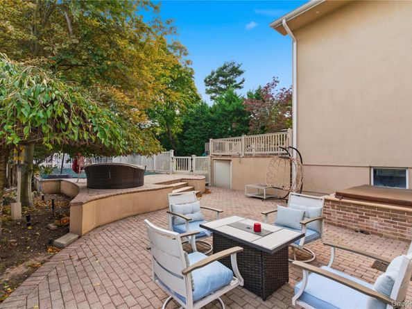 12 Flo Drive, Syosset NY 11791