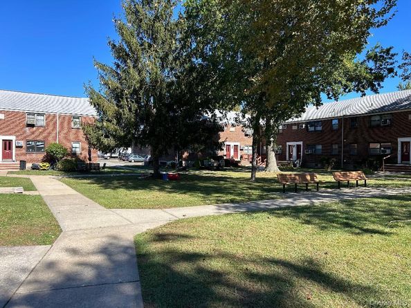 199-08 21st Avenue 1327, Whitestone NY 11357