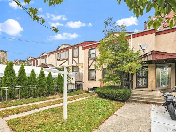 111-09A 62 Drive, Forest Hills NY 11385