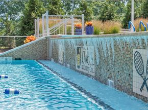 27010 Grand Central Parkway 4U, Floral Park NY 11005