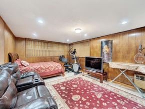 1 Wayland Road, Plainview NY 11803