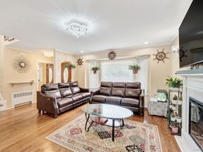 1 Wayland Road, Plainview NY 11803