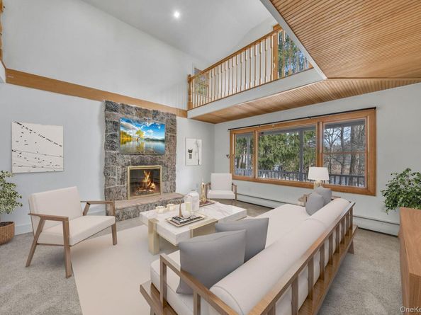 12 Lakeside Drive, Middle Island NY 11953