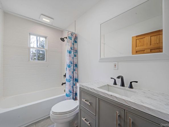 12 Lakeside Drive, Middle Island NY 11953