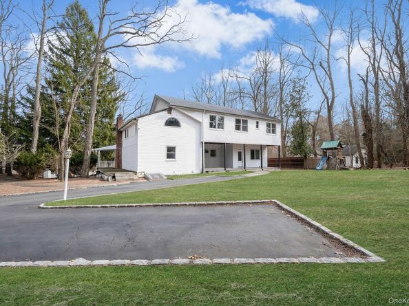 12 Lakeside Drive, Middle Island NY 11953