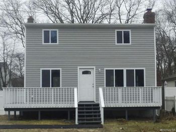 18 Pennwood Drive