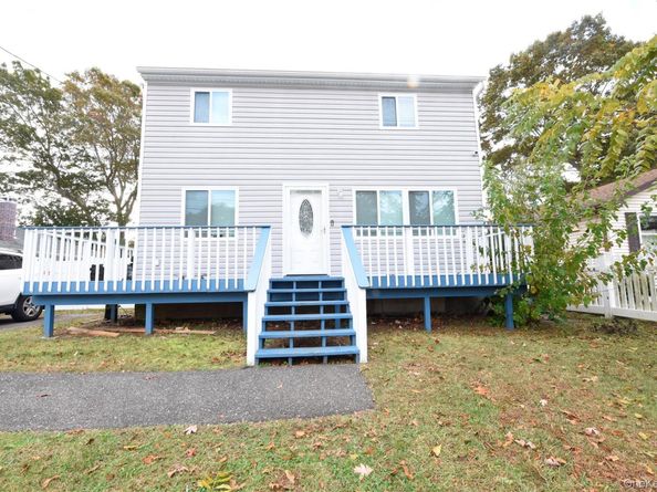 18 Pennwood Drive, Mastic Beach NY 11951