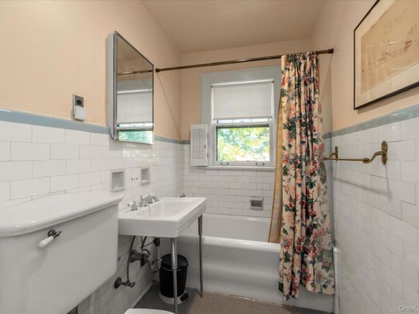 57 Beacon Hill Road, Port Washington NY 11050