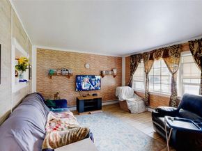 336 Auborn Avenue, Shirley NY 11967