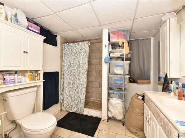 2093 Baylis Avenue, Elmont NY 11003