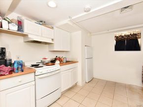 2093 Baylis Avenue, Elmont NY 11003