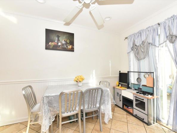 2093 Baylis Avenue, Elmont NY 11003