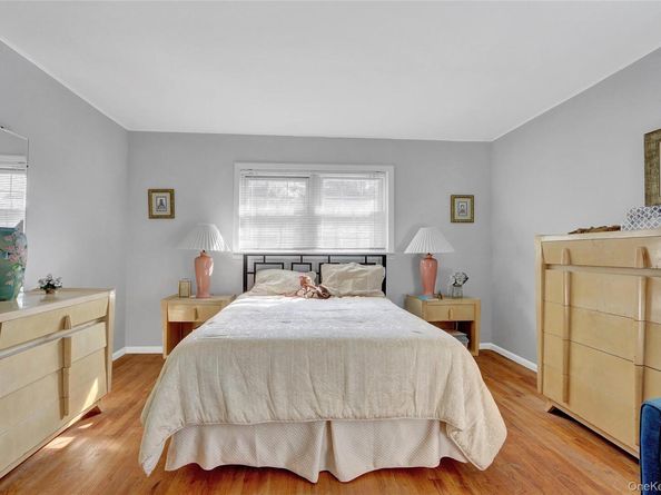 60 Elizabeth Drive, Bethpage NY 11714