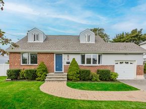 8 Ellsworth Place, East Northport NY 11731