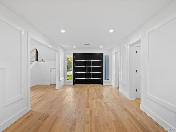 3A Lavender Lane, East Islip NY 11730