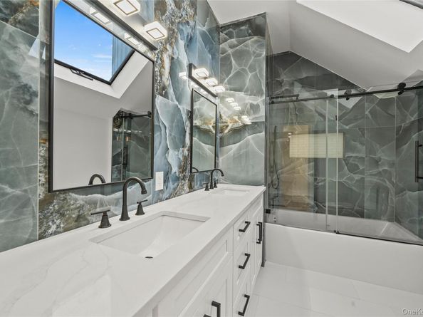 3A Lavender Lane, East Islip NY 11730