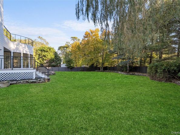 3A Lavender Lane, East Islip NY 11730