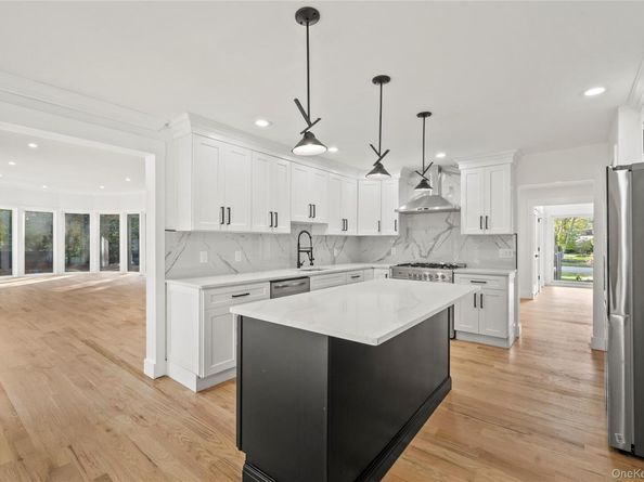 3A Lavender Lane, East Islip NY 11730