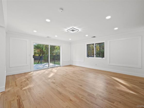 3A Lavender Lane, East Islip NY 11730