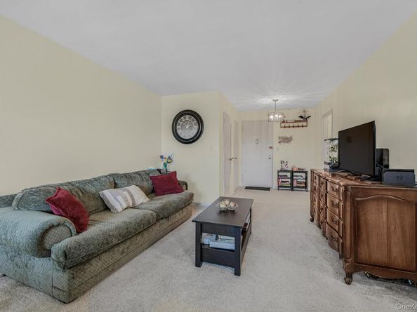 120 Dehaven Drive 432, Yonkers NY 10703