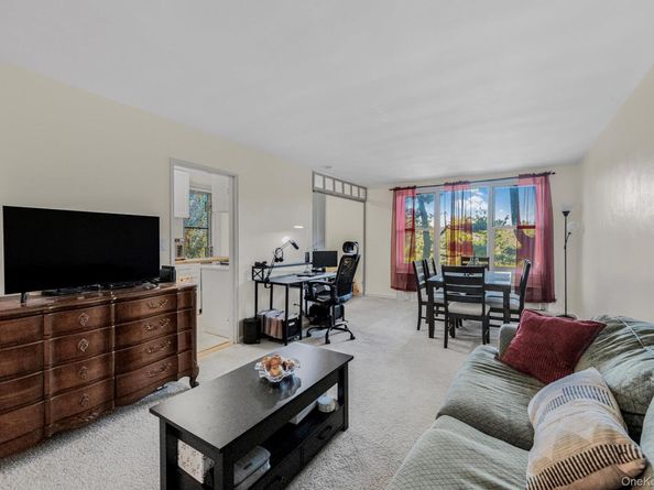 120 Dehaven Drive 432, Yonkers NY 10703
