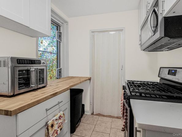 120 Dehaven Drive 432, Yonkers NY 10703