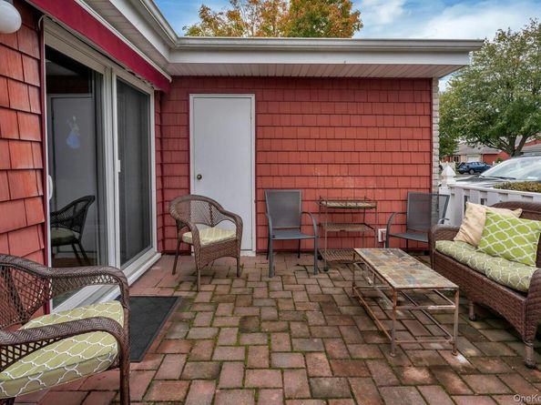 501 Drew Drive, Saint James NY 11780