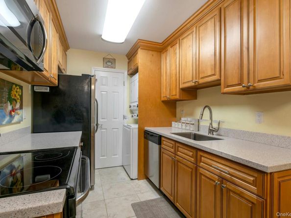 501 Drew Drive, Saint James NY 11780