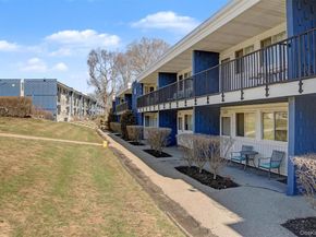 8 Wyndover Woods Lane 18, White Plains NY 10603