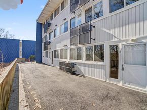 8 Wyndover Woods Lane 18, White Plains NY 10603