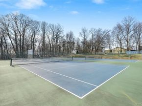 8 Wyndover Woods Lane 18, White Plains NY 10603